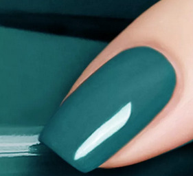 GLAMFIX EARTH PEEL OFF NAIL POLISH 06 PINE GREEN